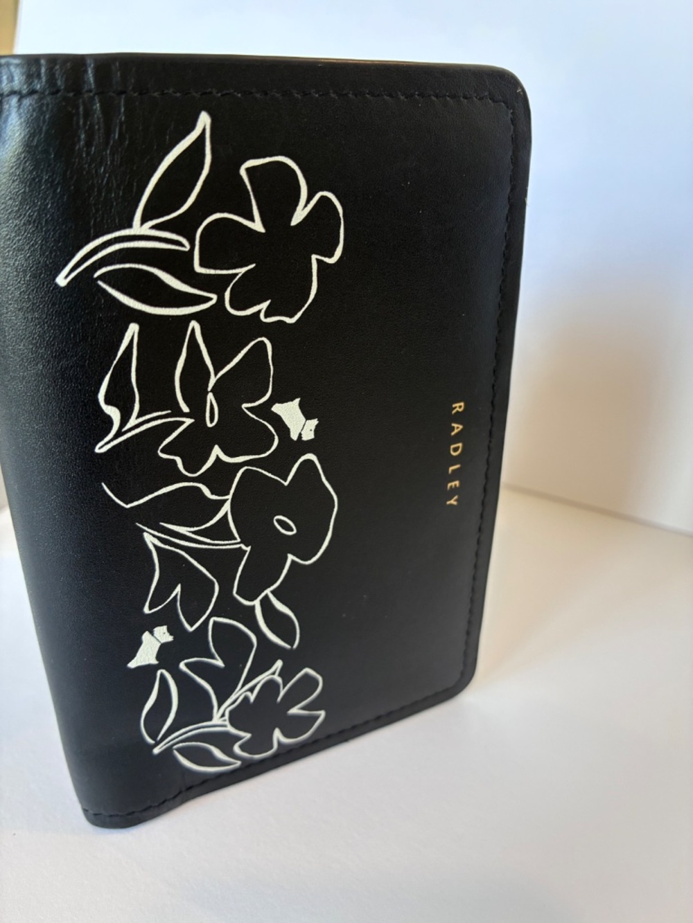 Radley London Black Floral Leather Wallet Wristlet Zip Around - Picture 2 of 14